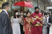 Mùa cưới ảm đạm của các đôi trẻ Hong Kong