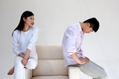 Khi chồng trót say nắng