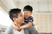 Trẻ được lợi gì khi người cha chủ động tham gia quá trình nuôi dạy