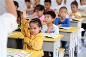 Đại biểu Trung Quốc phản đối học thêm sau thời gian ở trường