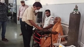 Bệnh nhân mắc Covid-19 tỉnh dậy trước khi hỏa táng ở Ấn Độ