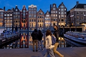 Amsterdam không chào đón khách tới vì rượu, ma túy và phố đèn đỏ