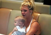 Từ vụ Britney Spears, gia đình cũng có thể là nơi độc hại