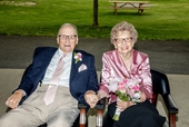 Đám cưới của cặp đôi 95 tuổi