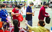 Hành trình nắm chặt tay nhau