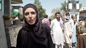 Binh sĩ Taliban trả lời CNN nhưng buộc nhà báo nữ đứng sang một bên