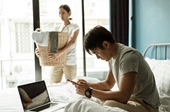 Bất ngờ… thức tỉnh