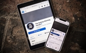 Bị vây đánh, Facebook xuống nước