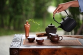 Im lặng để làm người tử tế