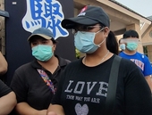 Chồng cứu vợ thoát chết trong gang tấc ở vụ tai nạn tàu Đài Loan