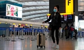 Sợ bị kiện, Chính phủ Anh tính mở cửa cho đi lại quốc tế