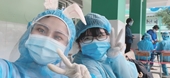 Tình nguyện viên nhí tuyến đầu kể chuyện tiếp cận F0 khi lấy mẫu