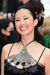 Phạm Linh Đan - ngôi sao gốc Việt của phim Đông Dương - rạng rỡ trên thảm đỏ Cannes