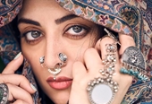 Vẻ đẹp mê đắm của sao nữ Bollywood vừa đăng quang Hoa hậu Quốc tế Ấn Độ