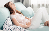 Nhận biết 7 dấu hiệu rụng trứng giúp bạn kiểm soát việc mang thai