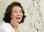 Bà ngoại Hàn Quốc mang về chiến thắng cho điện ảnh châu Á