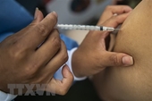 Peru bắt đầu tiêm vaccine ngừa COVID-19 cho phụ nữ mang thai