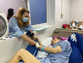 Người phụ nữ Ukraine 20 năm chăm chồng Việt đau ốm
