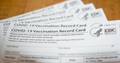 Mỹ Dược sỹ bán hộ chiếu vaccine giả đối mặt án tù hàng chục năm