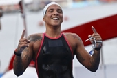 Nữ kình ngư Brazil xuất sắc giành HCV bơi marathon 10km