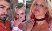 Britney Spears đính hôn với bạn trai kém 13 tuổi
