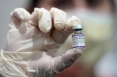 Pfizer xin cấp phép tiêm vaccine cho trẻ em 5-11 tuổi