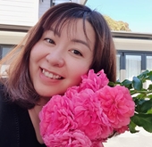 Vườn hồng đẹp như cổ tích của mẹ Việt ở New Zealand