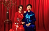 Trương Ngọc Ánh cùng mẹ và con gái mặc áo dài đón năm mới