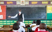 Trường học ở Uganda mở cửa lại sau gần 2 năm Nhiều nữ sinh không thể đến lớp