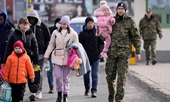 200 người Việt sơ tán khỏi vùng chiến sự Ukraine