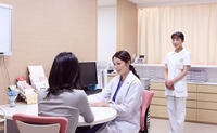 Khám và tư vấn y tế miễn phí cho người Việt tại Tokyo