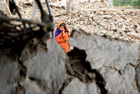 Cảnh tang thương của phụ nữ và trẻ em Afghanistan sau trận động đất kinh hoàng