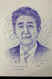 Chàng trai Việt vẽ chân dung cố Thủ tướng Nhật Bản Shinzo Abe làm nhiều người xúc động