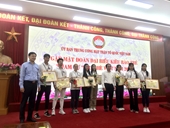 Trại hè Việt Nam 2022 Vinh danh 8 kiều bào trẻ tiêu biểu
