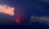 Núi lửa phun trào ở Nhật Bản, sơ tán khẩn cấp dân xung quanh