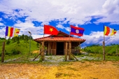 “Ngôi nhà chung” của hơn 15 000 liệt sĩ Việt Nam trên Cao nguyên Xiêng Khoảng