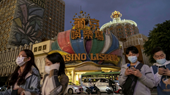 Macau mở cửa casino, cấm du khách tắm biển