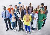 Australia lo ngại bị tụt lại trong cuộc đua thu hút lao động nhập cư