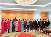 Thắt chặt tình đoàn kết phụ nữ Việt - Lào