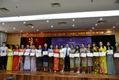 Khóa tập huấn giảng dạy tiếng Việt Thêm một lần học về đất Mẹ