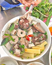 Ẩm thực Việt có món bún lòng cực gây nghiện với vô số topping hấp dẫn