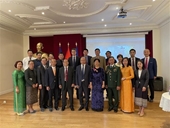 Đại sứ Lào tại Pháp chúc mừng 77 năm Quốc khánh Việt Nam