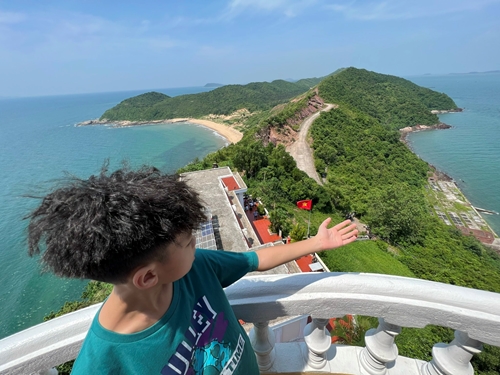 Vì sao Móng Cái ‘soán ngôi’ điểm du lịch hot nhất Quảng Ninh của Hạ Long