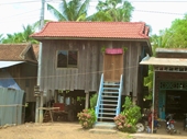 Những mảnh rèm hồng ‘tìm chồng’ ở Campuchia
