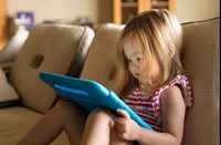 Cho trẻ sử dụng thiết bị điện tử bao lâu là tốt