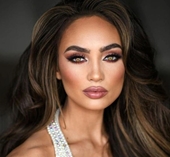 Vẻ đẹp cá tính của mỹ nhân gốc Philippines vừa đăng quang Hoa hậu Mỹ 2022