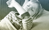 Các biện pháp tự nhiên giúp giảm ho tại nhà cho trẻ bị cảm lạnh