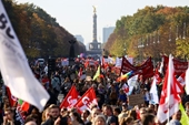 Đức Hàng nghìn người biểu tình do chi phí năng lượng tăng cao
