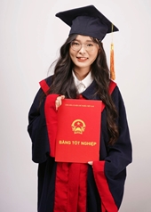 Nữ sinh mê tiếng Trung và hành trình giành hai học bổng thạc sĩ toàn phần
