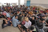 Tunisia triệt phá đường dây đưa người di cư trái phép sang châu Âu